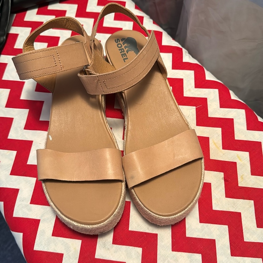 Sorel Women's Tan Platform Sandals